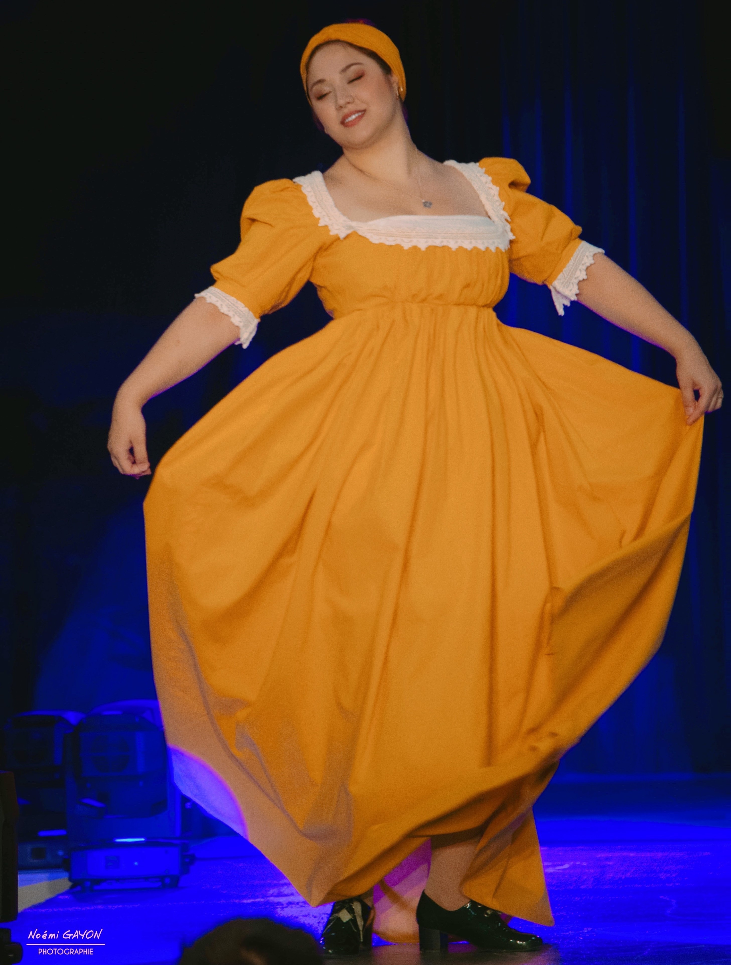 Robe inspiration coloniale lors du défilé du SAM